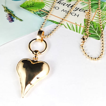 Gold Necklace with Heart long