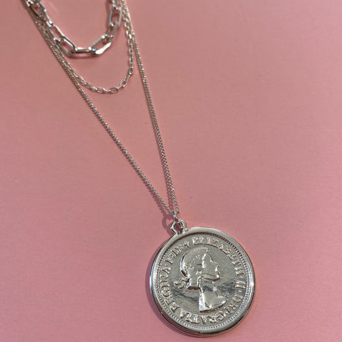 Trio Silver necklace with royal coin